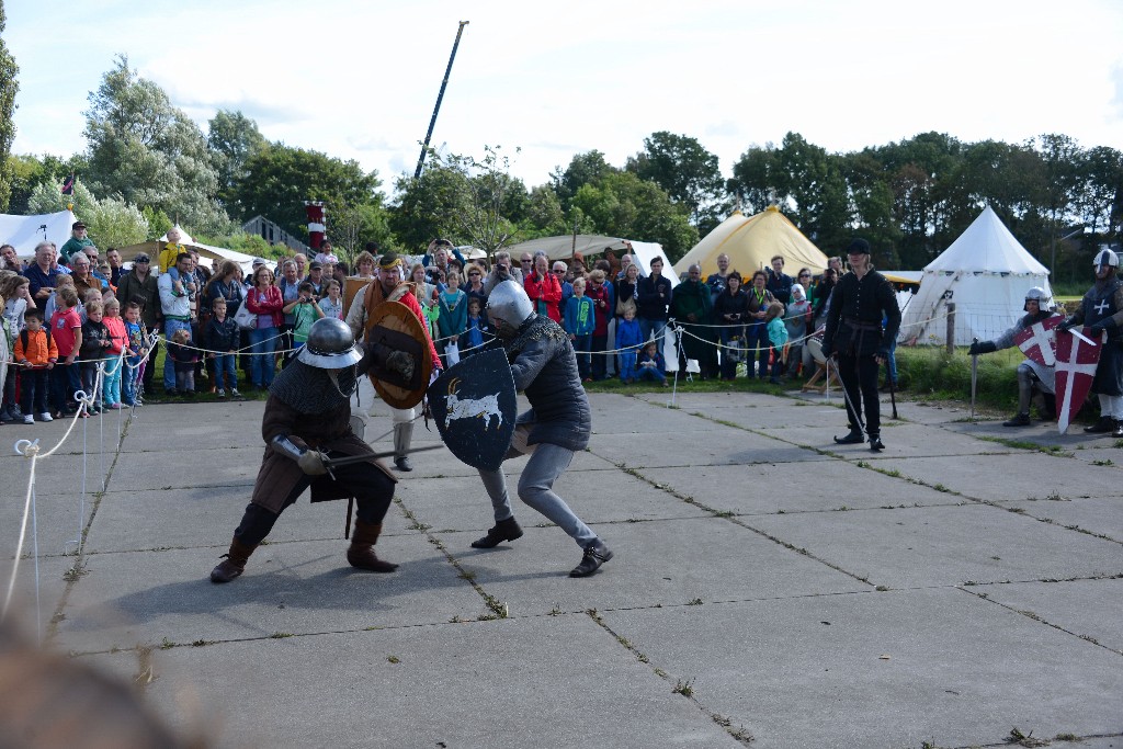 ../Images/Belegering van Teylingen 2014 092.jpg